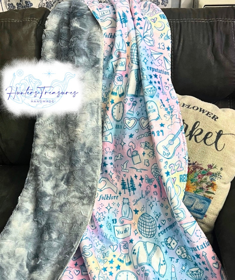 Off Campus Sherpa Blankets