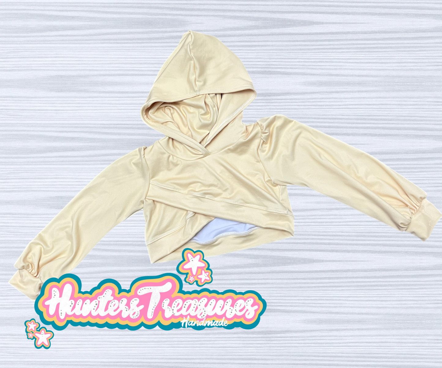 Tweety’s Cropped Pullover