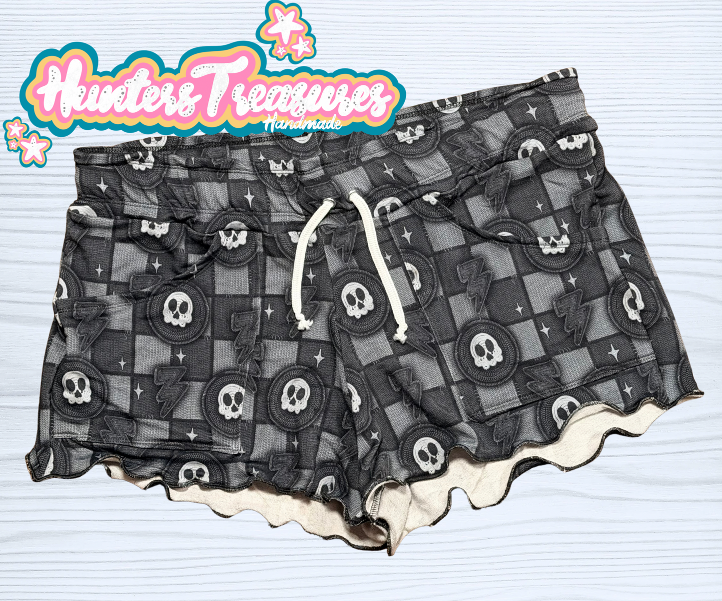 XXL Cassie Shorts in Punk Checks